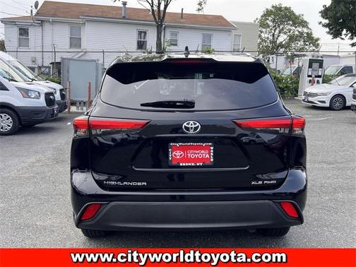 2020 Toyota Highlander XLE