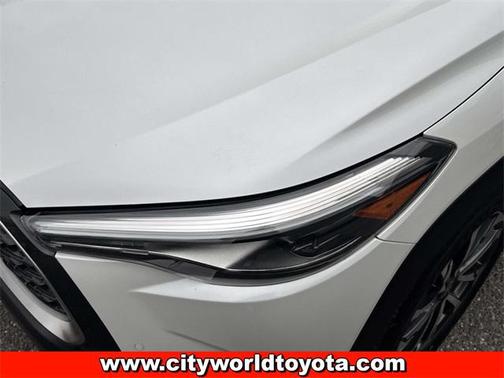 2022 Toyota Corolla Cross XLE