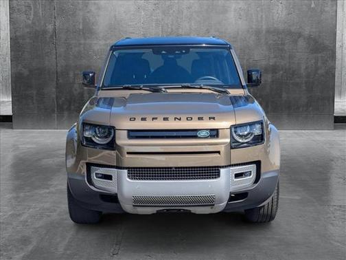 2020 Land Rover Defender 110 SE