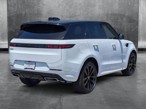 2025 Land Rover Range Rover Sport SE