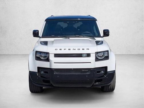 2023 Land Rover Defender 130 X-Dynamic SE