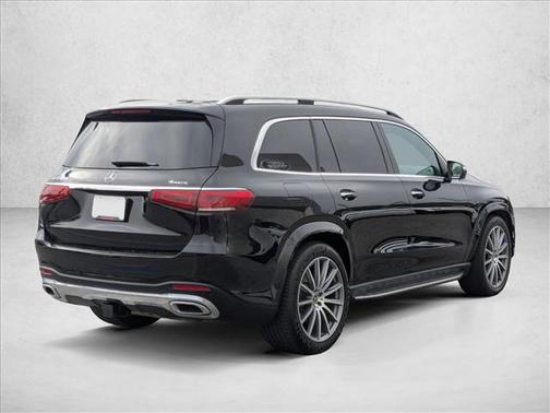 2022 Mercedes-Benz GLS 450 4MATIC