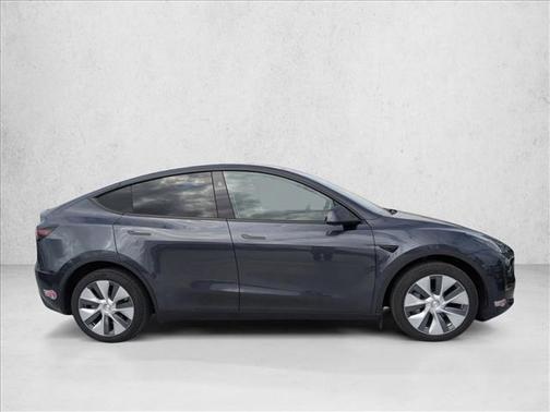 Silver/Gray 2024 Tesla Model Y Long Range Dual Motor All-Wheel Drive