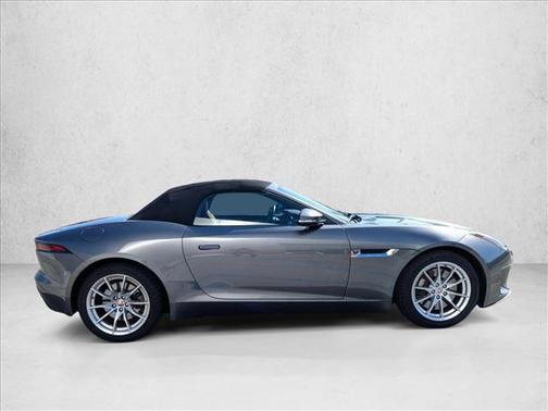 2019 Jaguar F-TYPE P300