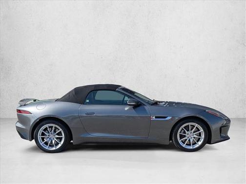 2019 Jaguar F-TYPE P300