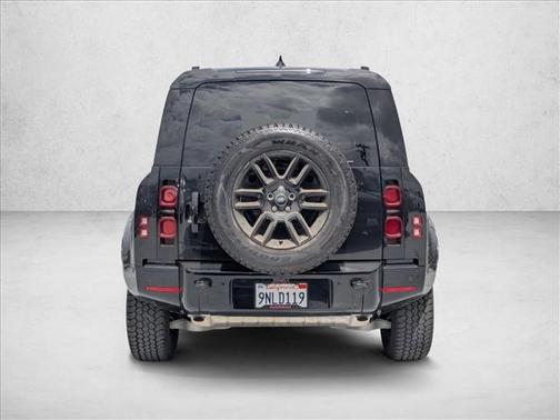 Santorini Black Metallic 2024 Land Rover Defender 110 P400 X-Dynamic SE