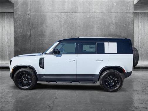 2025 Land Rover Defender 110 P400 S