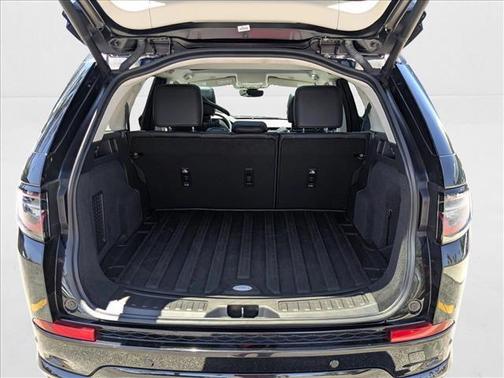 2024 Land Rover Discovery Sport Core S