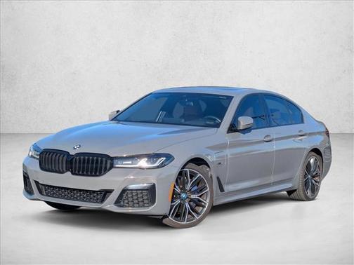 2022 BMW 530e Base