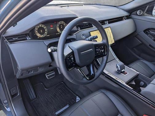 2024 Land Rover Range Rover Evoque Dynamic SE