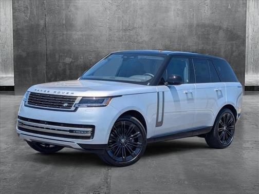 2025 Land Rover Range Rover P530 SE