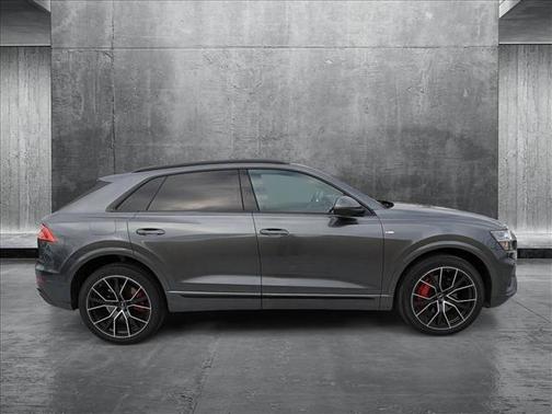 2023 Audi Q8 55 Premium Plus