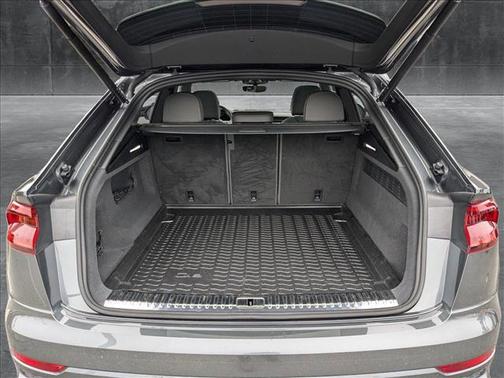 2023 Audi Q8 55 Premium Plus