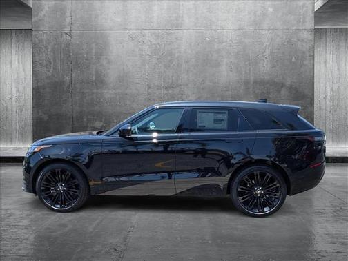 2026 Land Rover Range Rover Velar P250 SE R-Dynamic