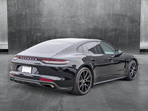 2021 Porsche Panamera 4