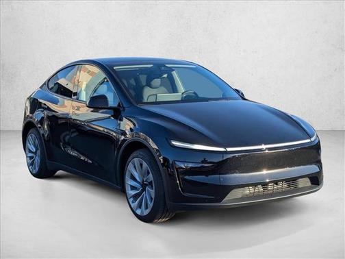 2026 Tesla Model Y Premium Rear-Wheel Drive