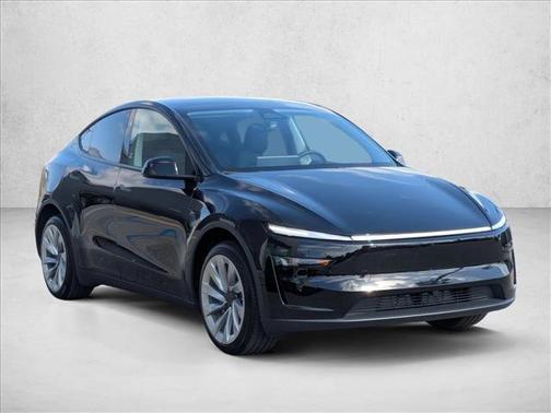2026 Tesla Model Y Premium Rear-Wheel Drive