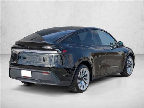 2026 Tesla Model Y Premium Rear-Wheel Drive