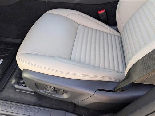 2025 Land Rover Discovery Sport S