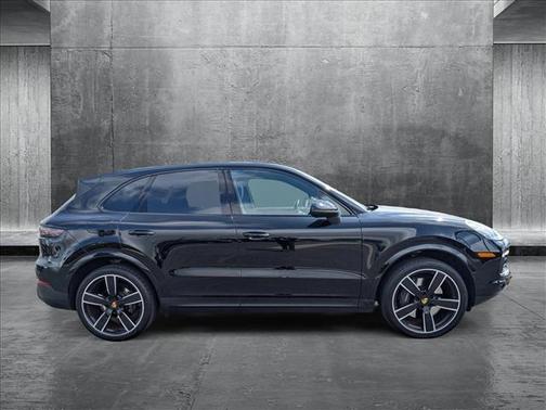 2021 Porsche Cayenne AWD