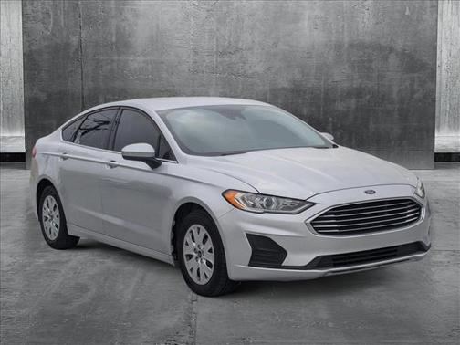 2019 Ford Fusion S