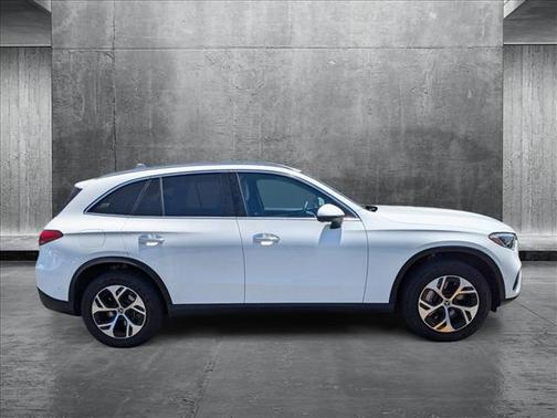 2025 Mercedes-Benz GLC 350e Base