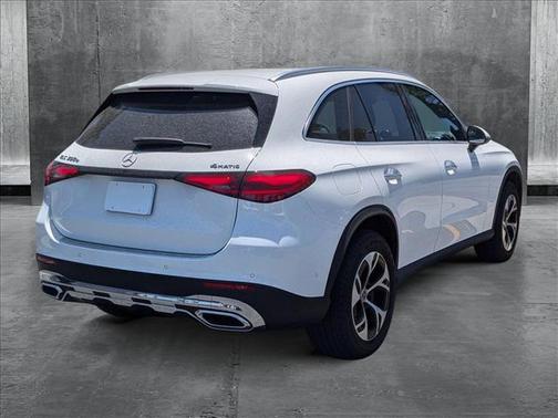 2025 Mercedes-Benz GLC 350e Base