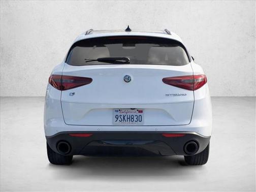 2019 Alfa Romeo Stelvio Sport