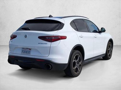2019 Alfa Romeo Stelvio Sport