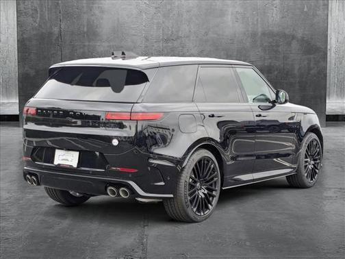2025 Land Rover Range Rover Sport P635 SV Edition Two