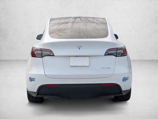 Pearl White Multi-Coat 2021 Tesla Model Y Standard Range Rear-Wheel Drive