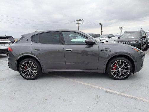 2023 Maserati Grecale Modena