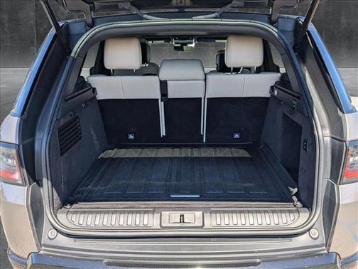 2022 Land Rover Range Rover Sport HSE Silver Edition