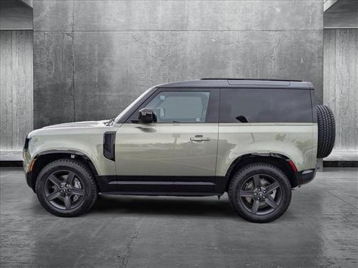 2025 Land Rover Defender 90 P400 X-Dynamic SE