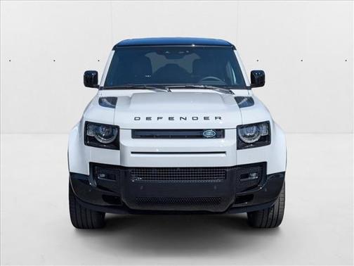 2025 Land Rover Defender 110 P500 X-Dynamic SE