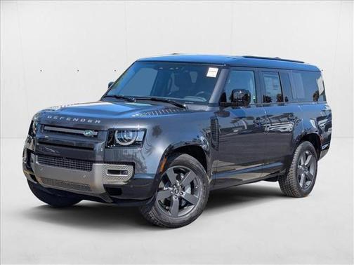 2025 Land Rover Defender 130 P400 X-Dynamic SE