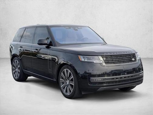 2023 Land Rover Range Rover P530 SE