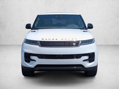 Fuji White 2026 Land Rover Range Rover Sport SE