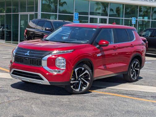 2023 Mitsubishi Outlander PHEV SE S-AWC