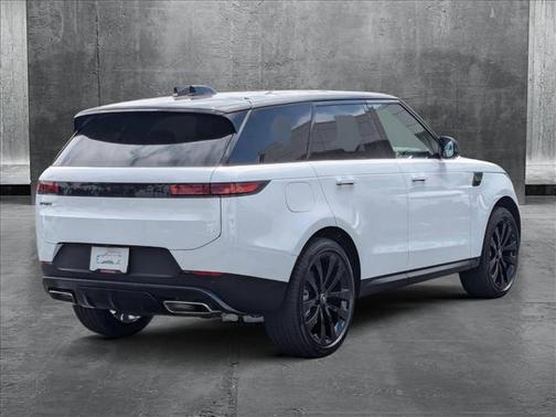 2025 Land Rover Range Rover Sport SE