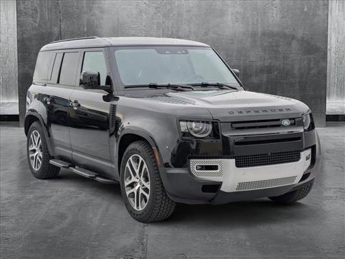 2025 Land Rover Defender 110 P400 S