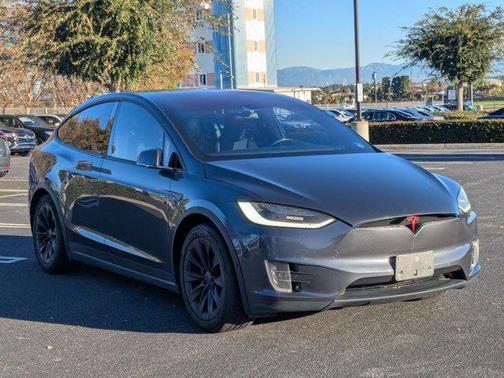 2016 Tesla Model X 70D
