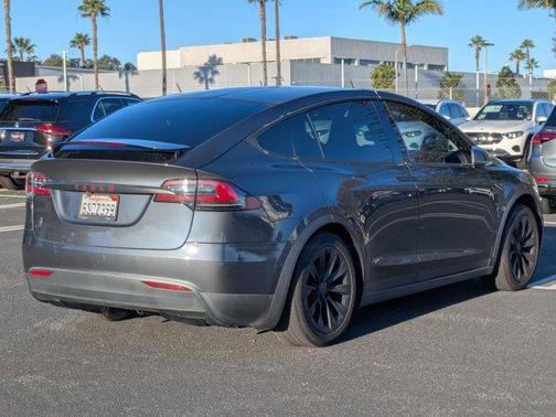 2016 Tesla Model X 70D