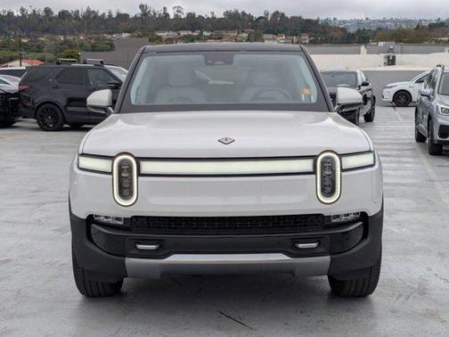 2023 Rivian R1S Adventure