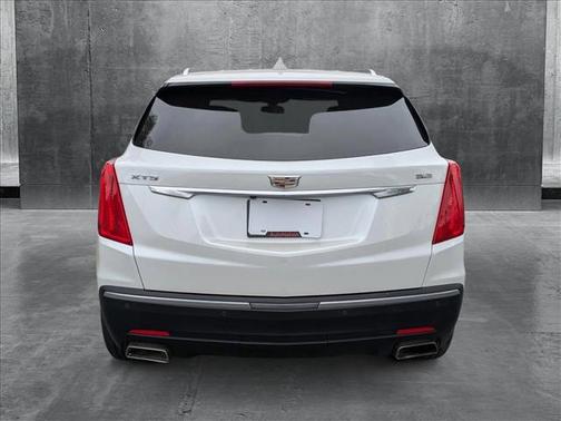 2018 Cadillac XT5 Base
