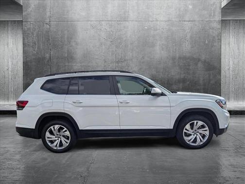 2023 Volkswagen Atlas 2.0T SE w/Technology 4MOTION