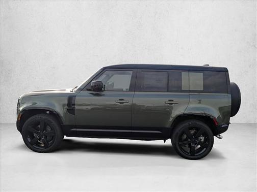 2026 Land Rover Defender P500 X-Dynamic SE