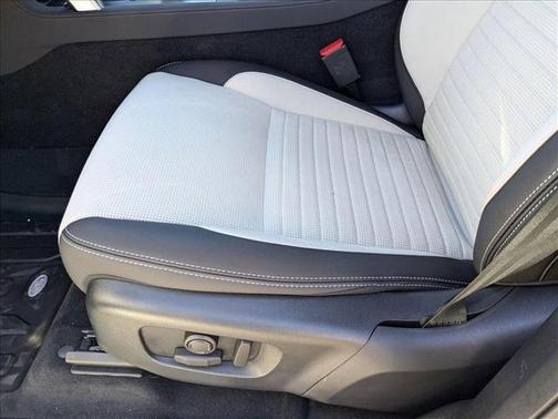 2025 Land Rover Discovery Sport Dynamic SE