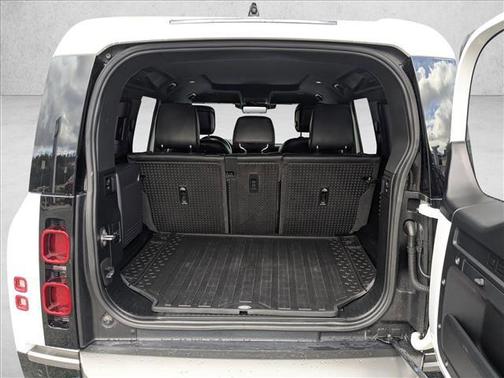 2021 Land Rover Defender 110 X-Dynamic HSE