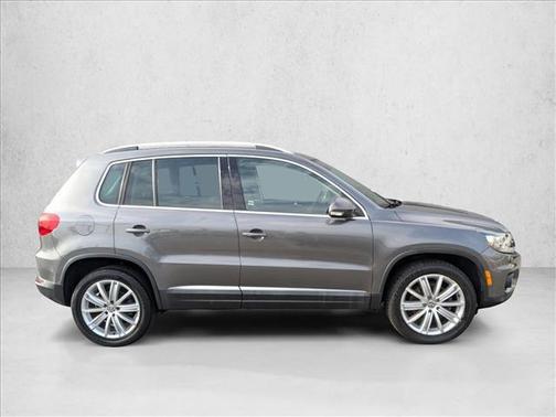2016 Volkswagen Tiguan SE